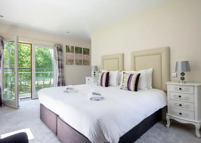 Semesterbostad Large Sleeping 10. Free Use Of Pool